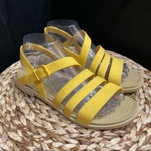 Crocs yellow tan strap women’s sandals